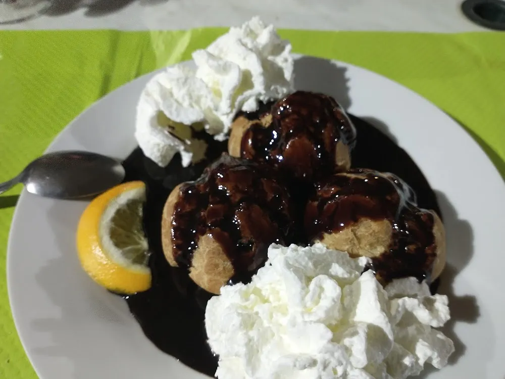 Profiteroles